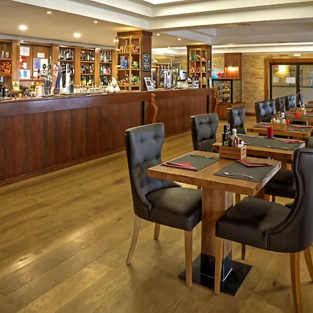 Ξενοδοχείο με διαμερίσματα Paladim & Alagoamar