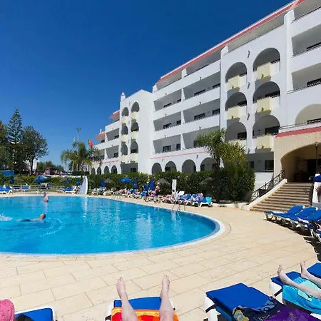 Ξενοδοχείο με διαμερίσματα Paladim & Alagoamar 4*