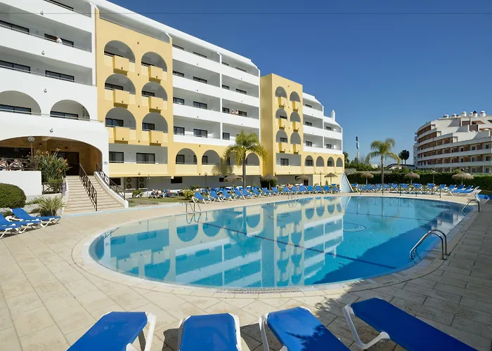 Paladim & Alagoamar Aparthotel 4*
