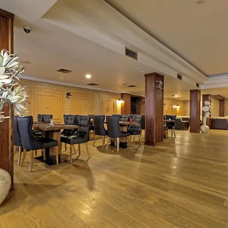 帕拉蒂姆阿拉基玛公寓式酒店 4*